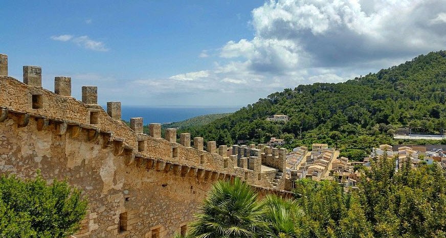 Castell de Capdet, Spain